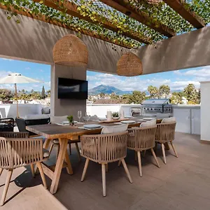 Penthouse - Royal Banus Apartment